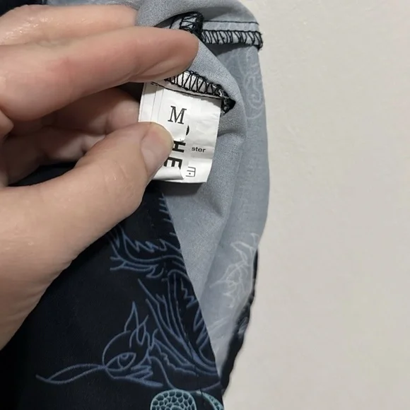 SHEIN Shirt Mens Medium Black Blue White Dragon Pattern Button Up Hawaiian - Picture 4 of 6